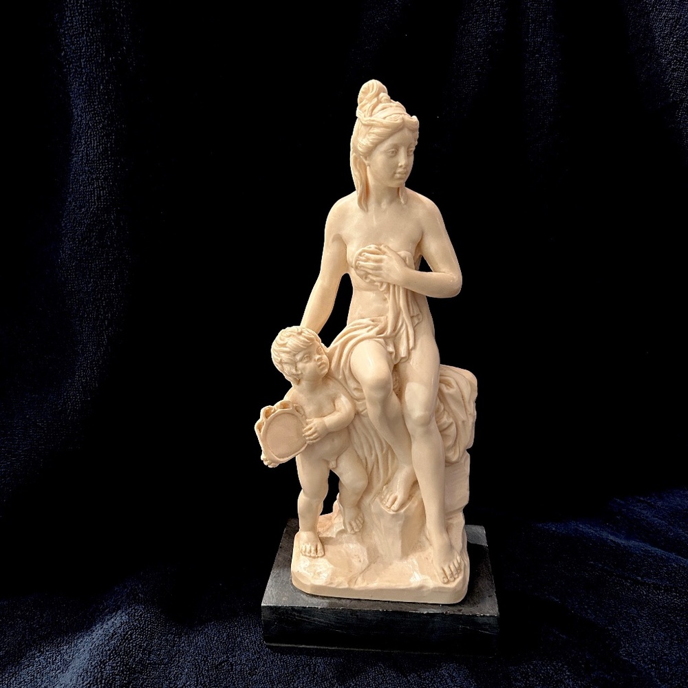 Figurine of Nude Goddess with Cherub